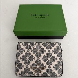 NEW Kate Spade Black and Cream Clover Wallet
